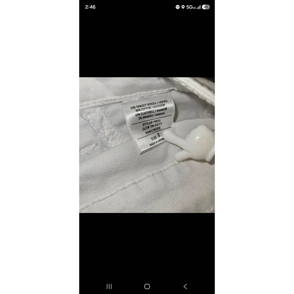Fashion Nova White High Rise Skinny Jeans Distressed Knee Cutout Size 3 NWT - Picture 10 of 12
